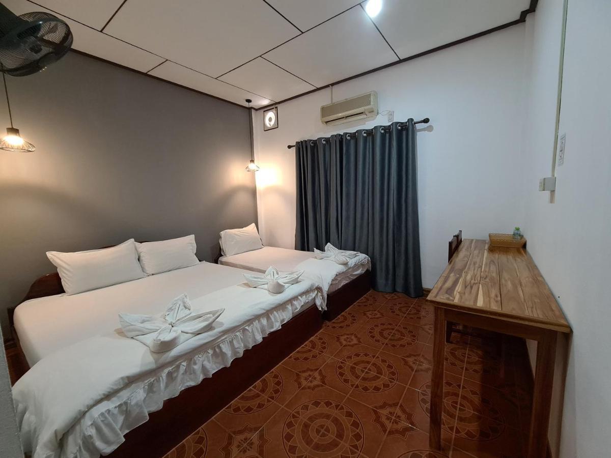 Saphaothong Guesthouse Vang Vieng Extérieur photo