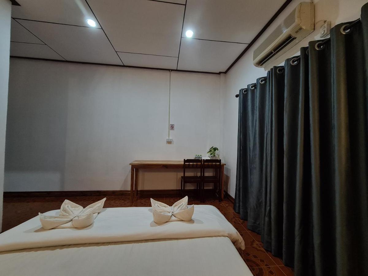 Saphaothong Guesthouse Vang Vieng Extérieur photo