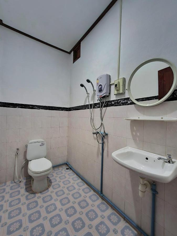 Saphaothong Guesthouse Vang Vieng Extérieur photo