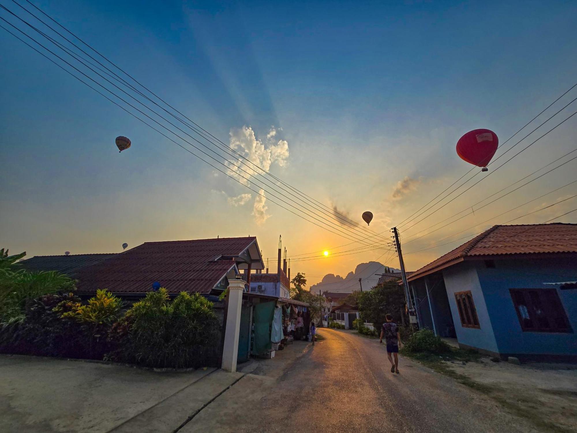 Saphaothong Guesthouse Vang Vieng Extérieur photo